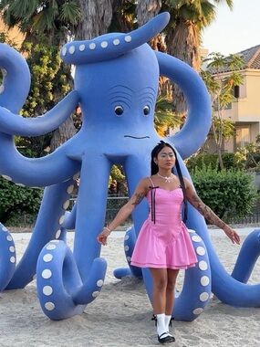 CAPSULE Pink Mini Dress with Sweetheart Neckline SZ S